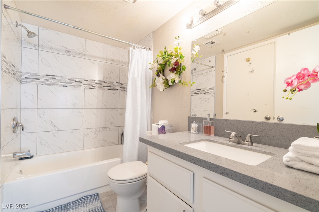 Las Vegas, Nevada 89119, United States, 2 Bedrooms Bedrooms, ,2 BathroomsBathrooms,Residential,Active,169423