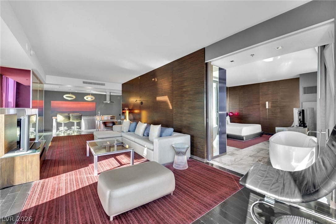 4381 W Flamingo Road 2022