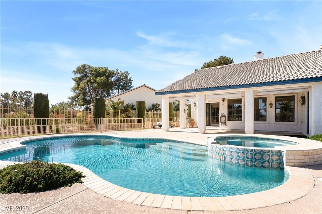 5548 Singing Hills Drive