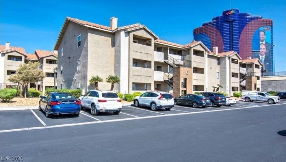 4200 S Valley View Boulevard 2081