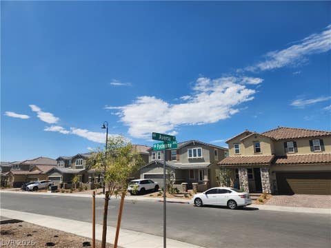 Townhouse For Rent - 2605 Aversa Street<br/> Clark County, Henderson, NV 89044
