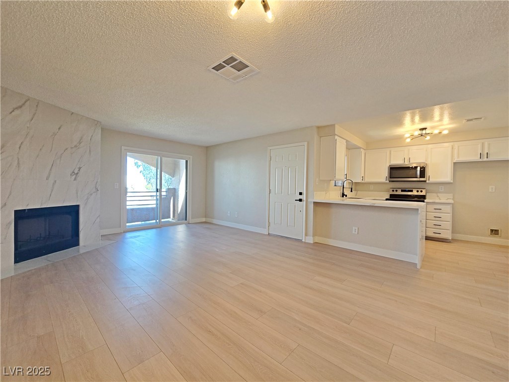 6853 Tamarus Street #202, Las Vegas, Nevada image 8