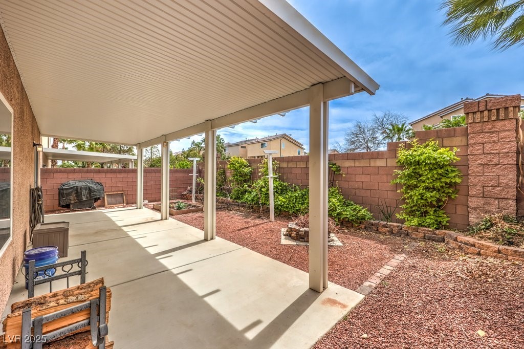 6843 Philharmonic Avenue, Las Vegas, Nevada image 45