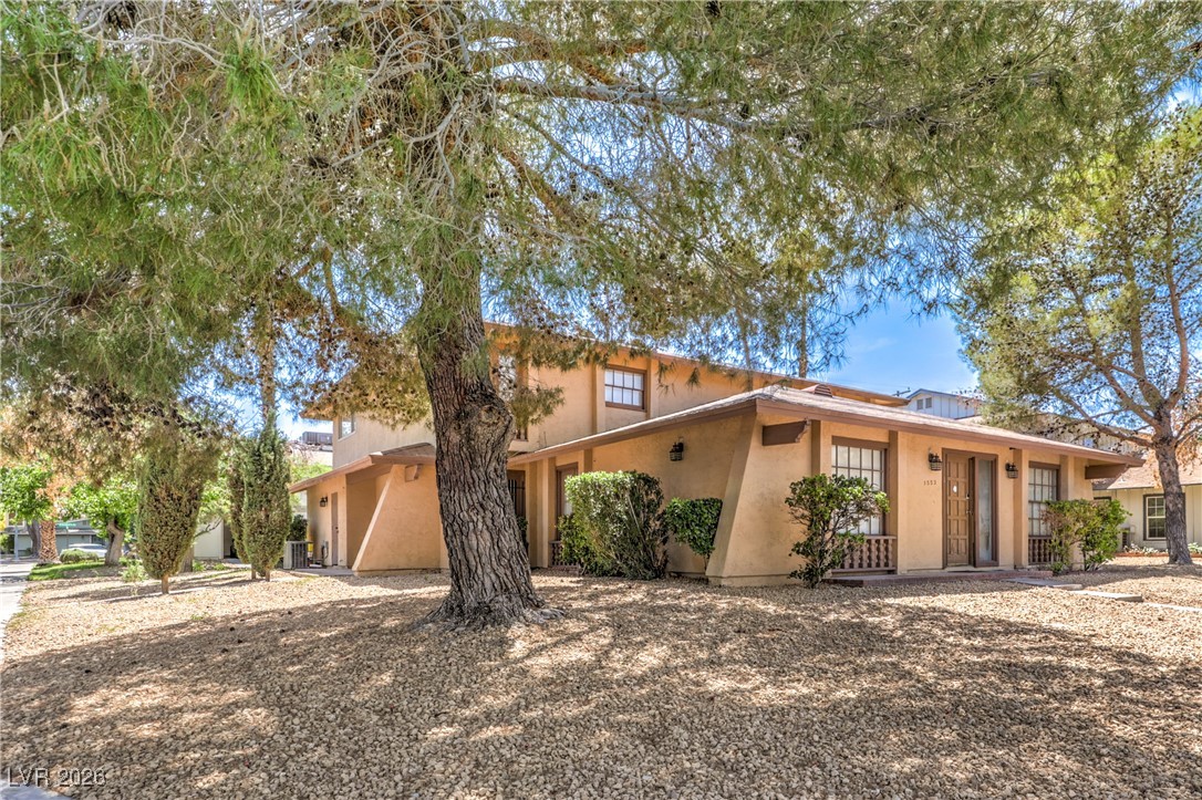 1553 Dorothy Avenue 4