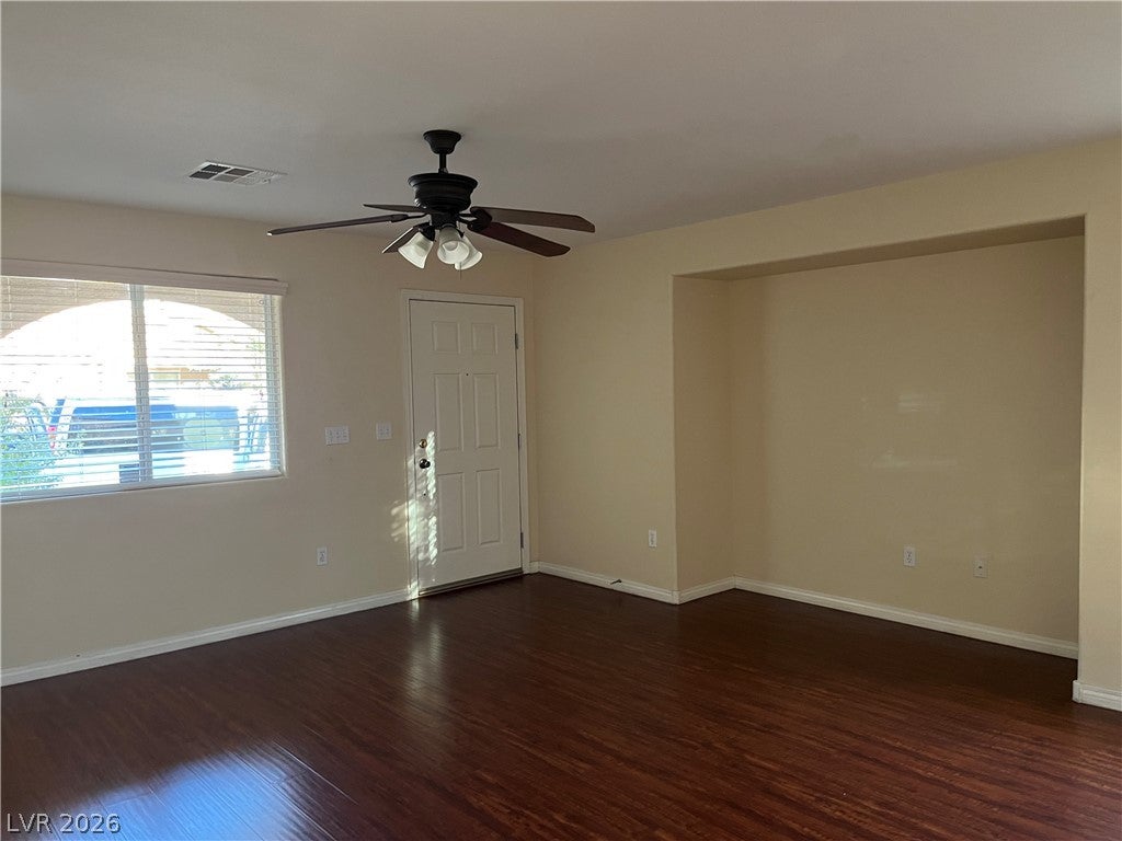 8279 AMPHORA Street 0