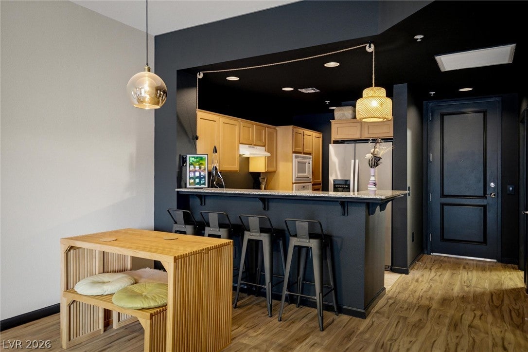 15 E Agate Avenue 301