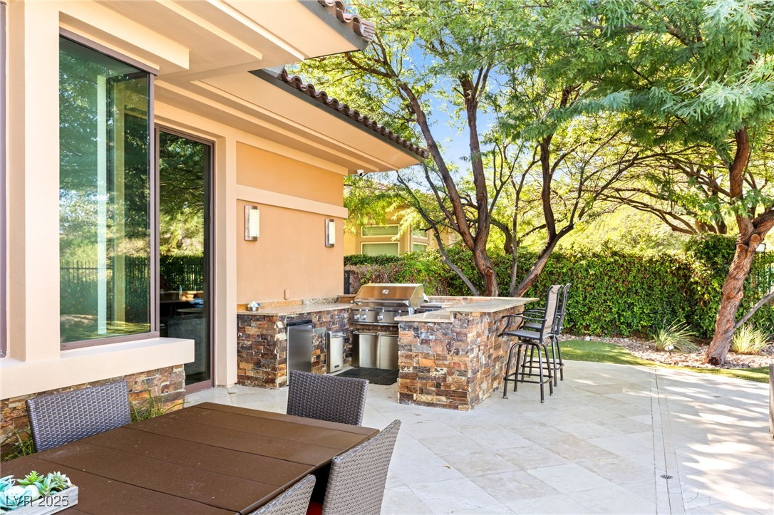 Las Vegas, Nevada 89141, United States, 5 Bedrooms Bedrooms, ,6 BathroomsBathrooms,Residential,Active,248366