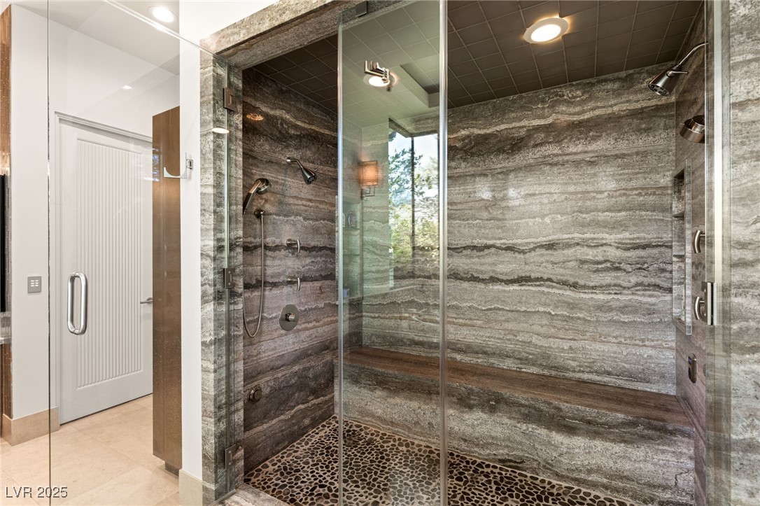 Las Vegas, Nevada 89141, United States, 5 Bedrooms Bedrooms, ,6 BathroomsBathrooms,Residential,Active,248366