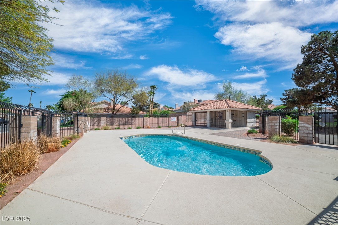 2819 Prickley Pear Drive, Henderson, Nevada image 25