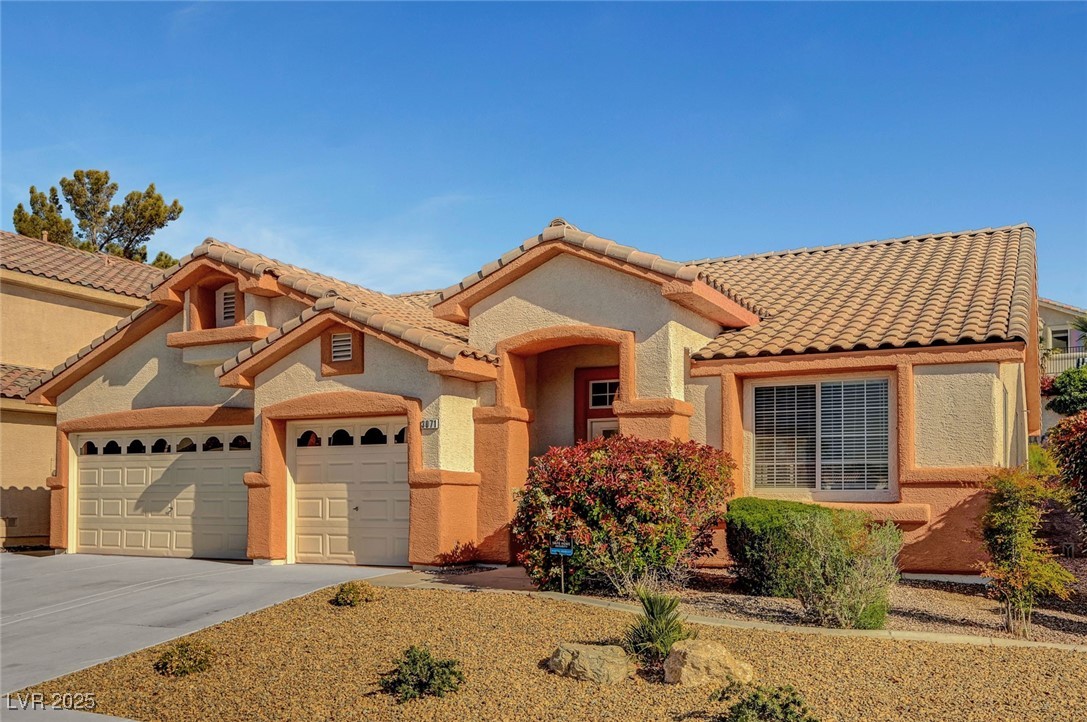 3071 Misty Moon Avenue, Henderson, Nevada image 3