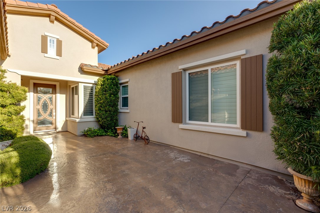 2142 Country Cove Court