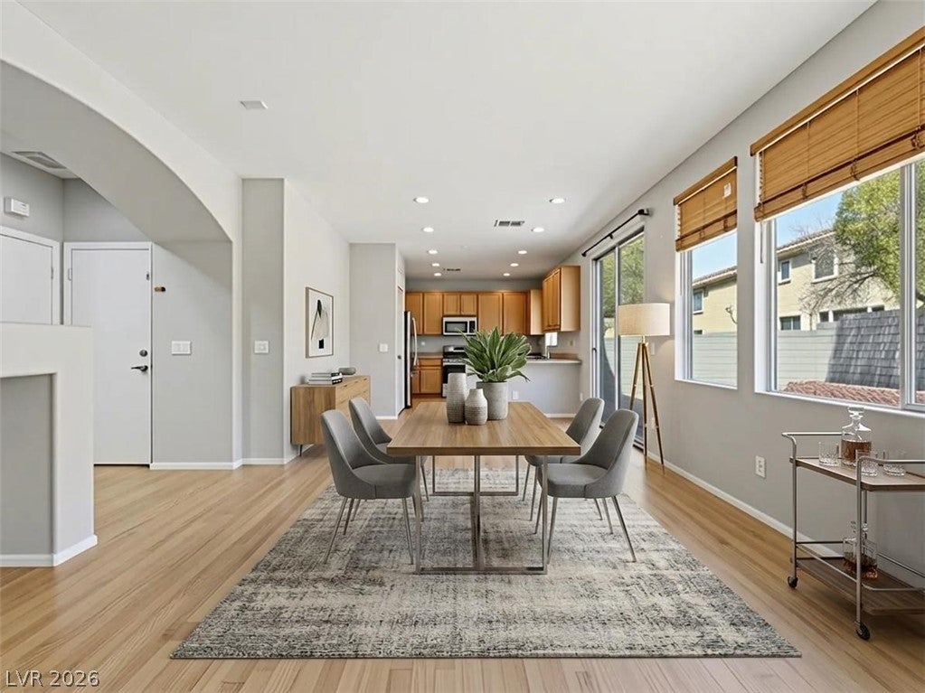 1932 Basilwood Court