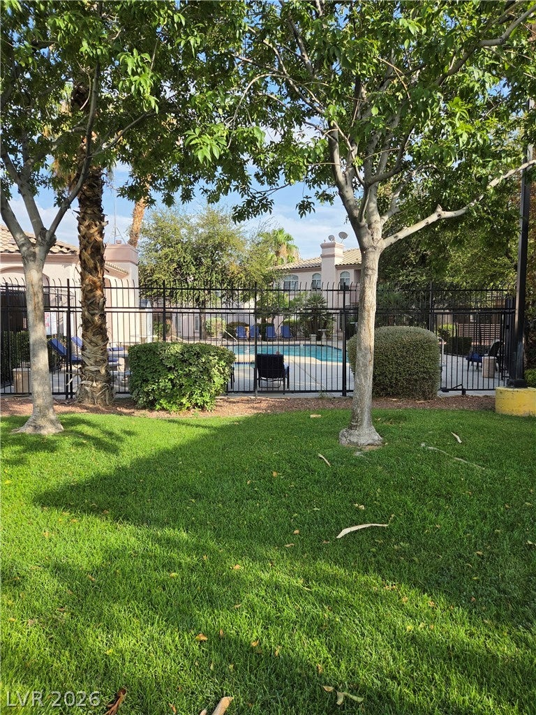 4555 E Sahara Avenue 274