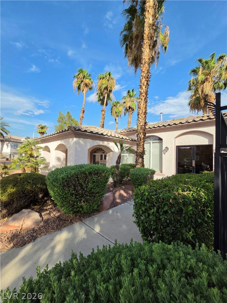 4555 E Sahara Avenue 274