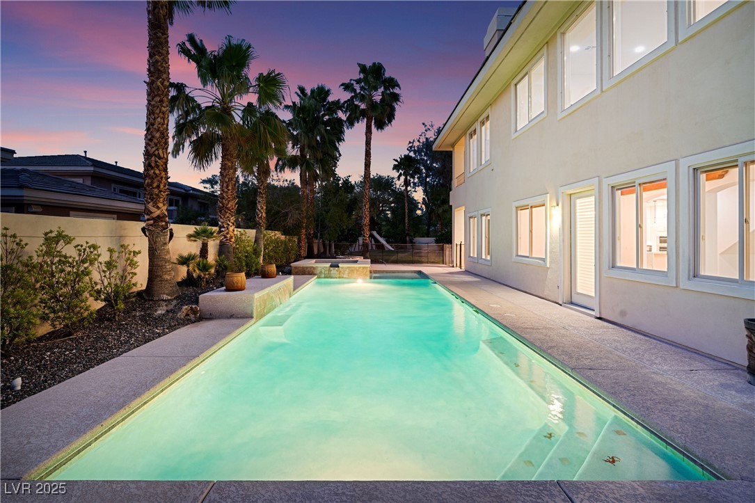 605 Canyon Greens Drive Drive, Las Vegas, Nevada image 2