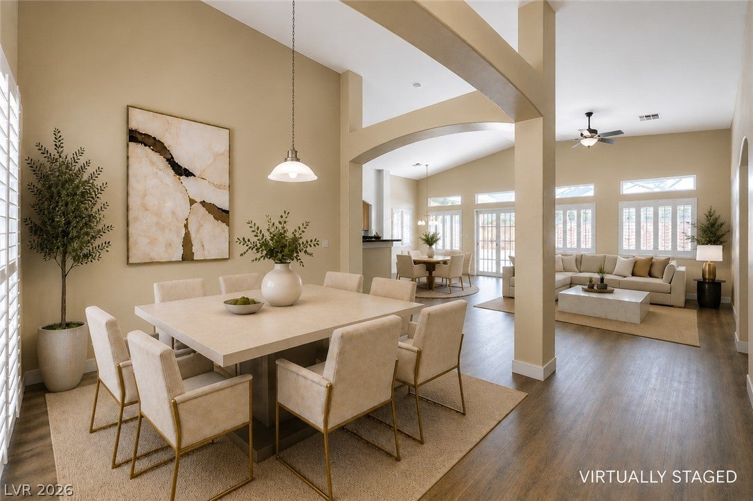 5924 Bullboat Court