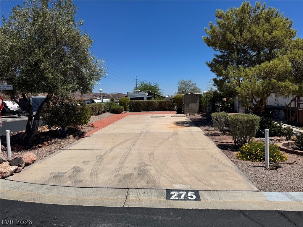 871 Robin Way