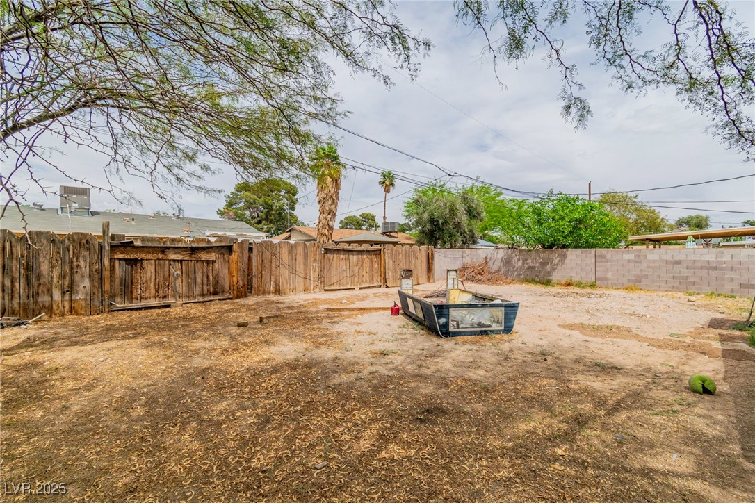 5600 W Bartlett Avenue, Las Vegas, Nevada image 17