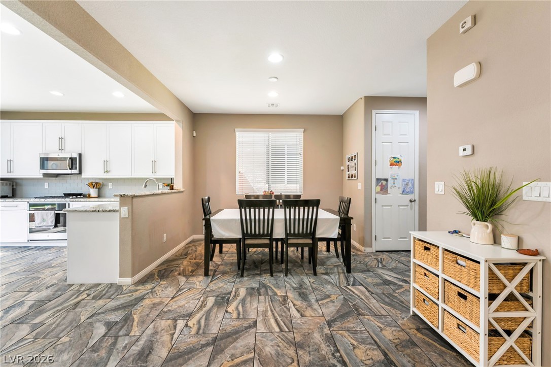 6465 Twin Harbors Court