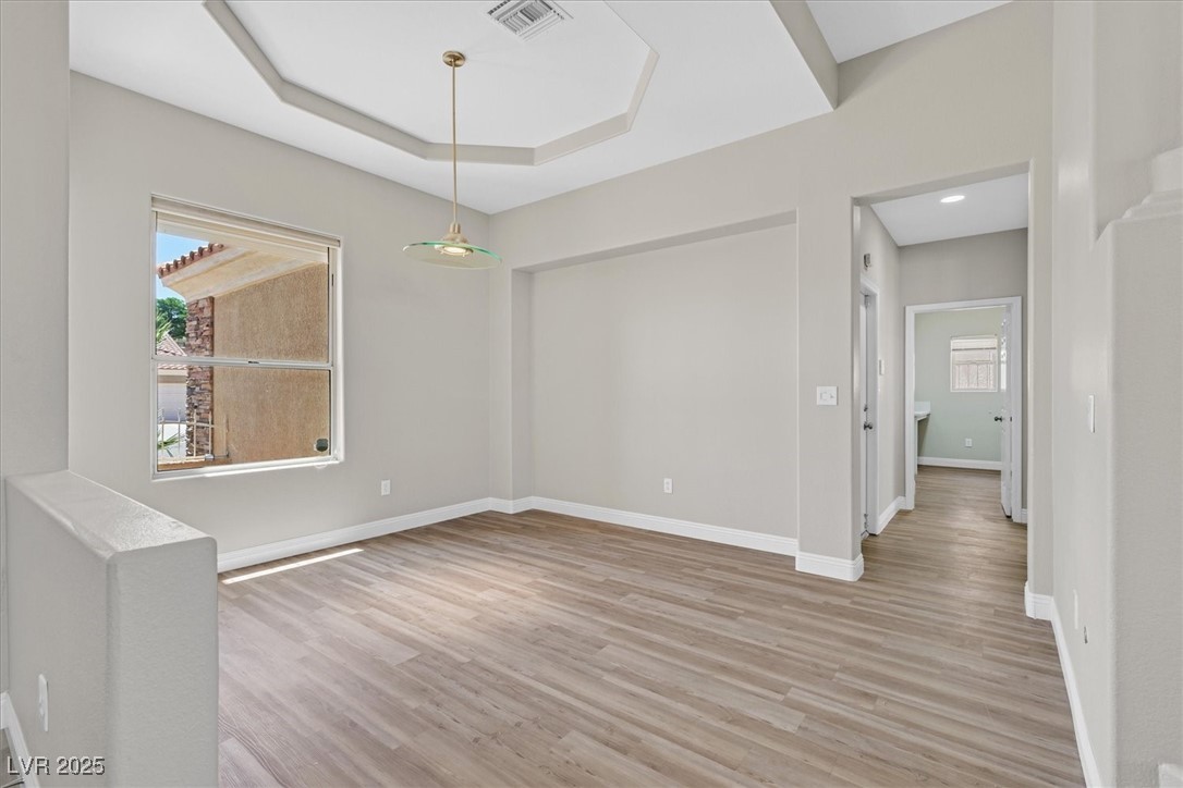 Las Vegas, Nevada 89134, United States, 3 Bedrooms Bedrooms, ,2 BathroomsBathrooms,Residential,Active,156118