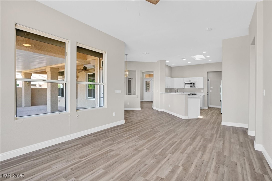 Las Vegas, Nevada 89134, United States, 3 Bedrooms Bedrooms, ,2 BathroomsBathrooms,Residential,Active,156118