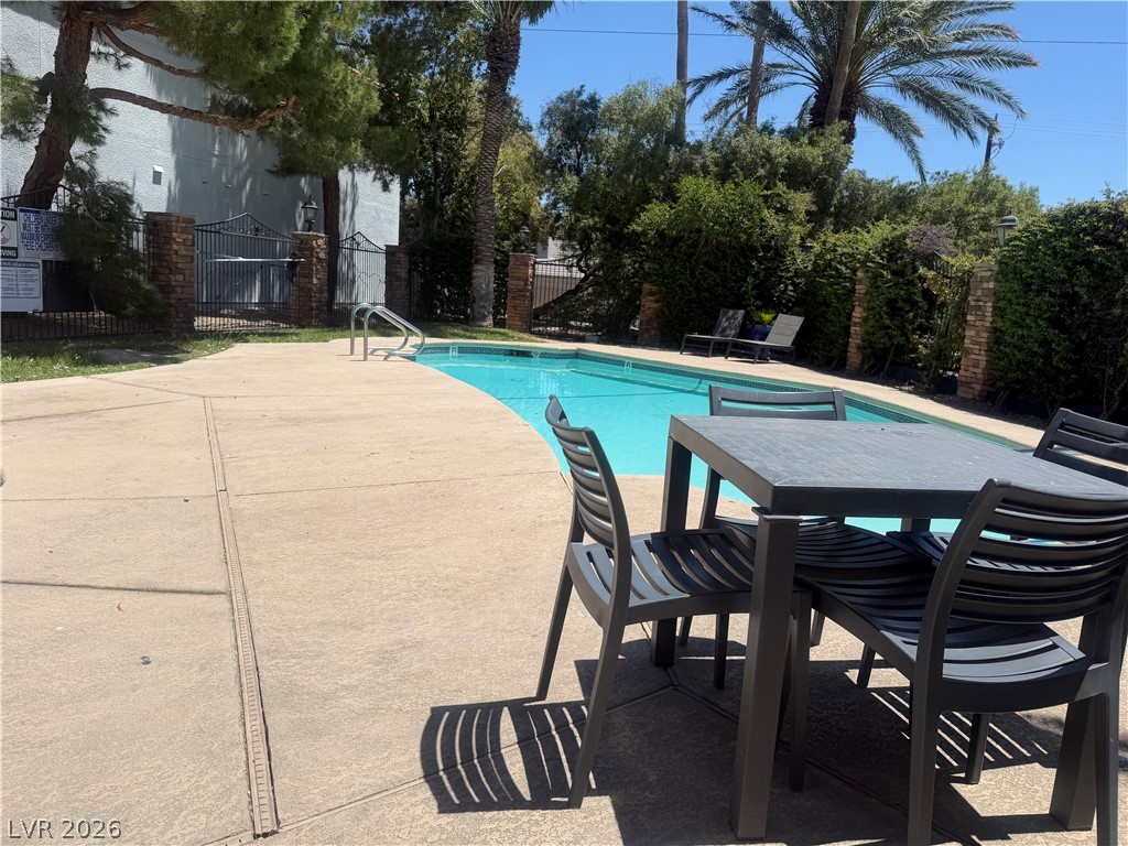 3135 S Mojave Road 218