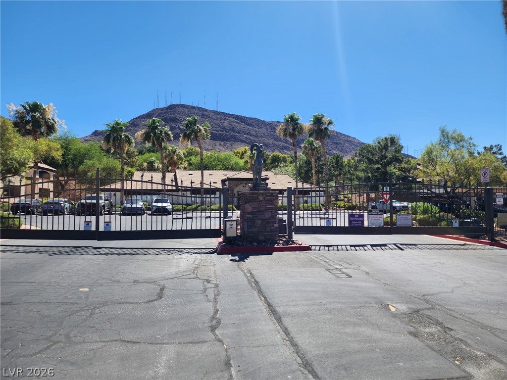 231 Horizon Ridge Parkway 1127