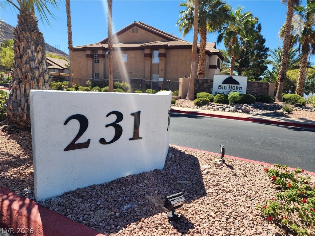 231 Horizon Ridge Parkway 1127