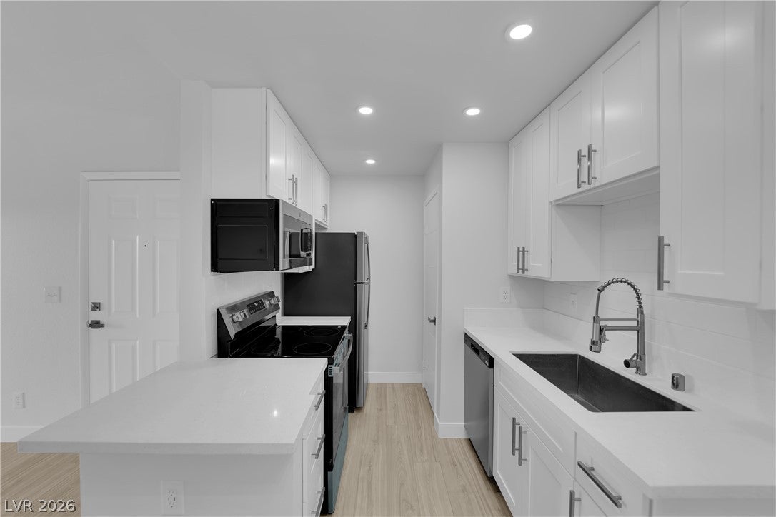 5111 Lindell Road 202