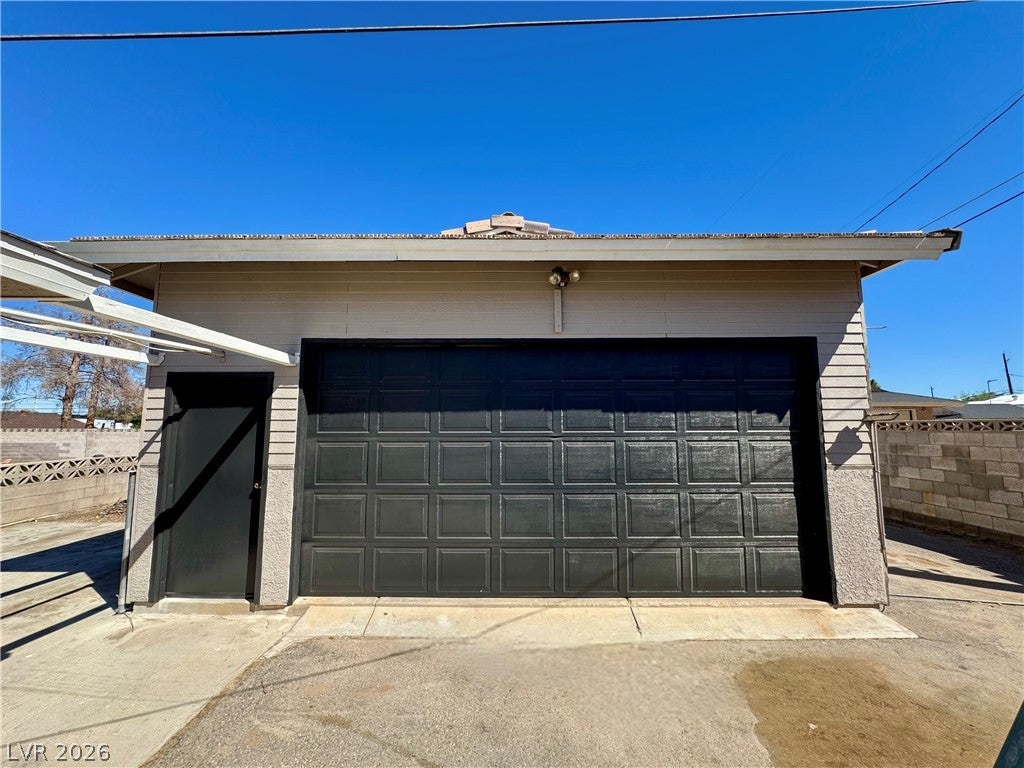 6930 S Valley View Boulevard
