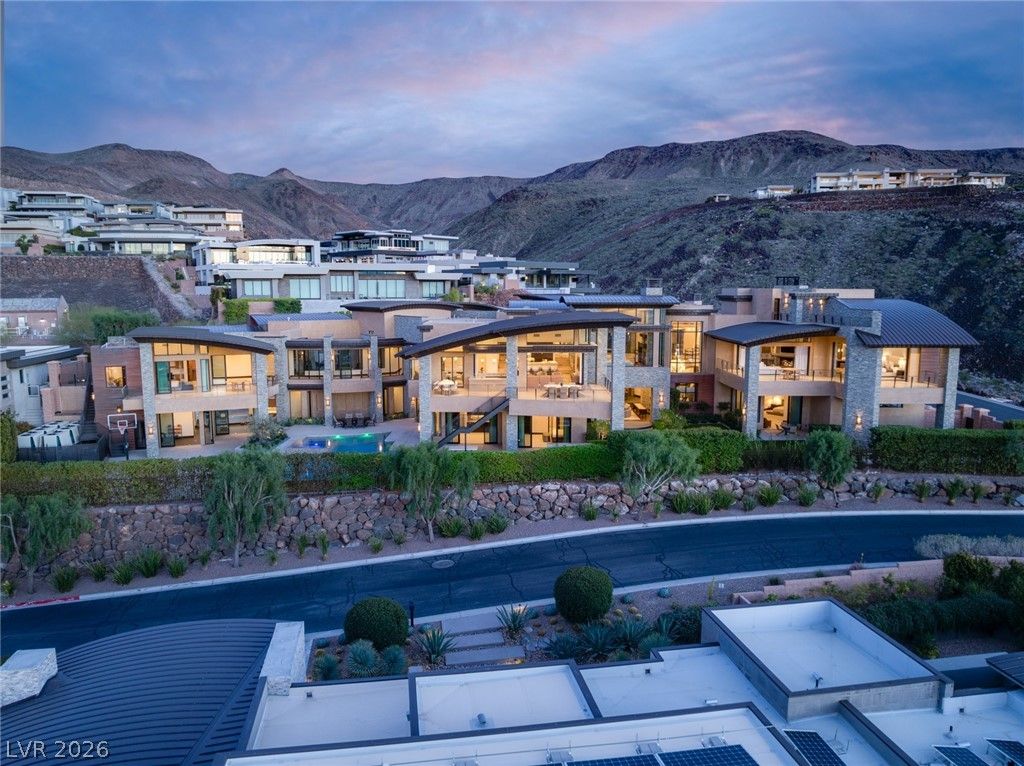 Photo of 681 Tranquil Rim Court, Henderson, NV 89012 (MLS # 2763083)