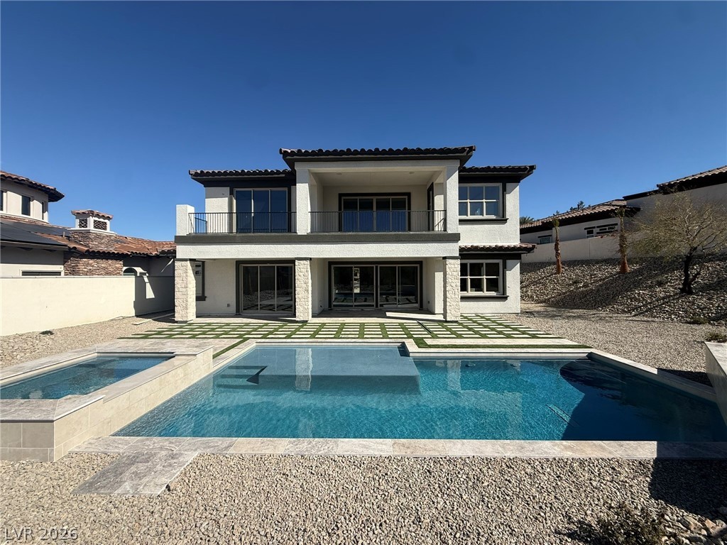 7 Grand Miramar Drive