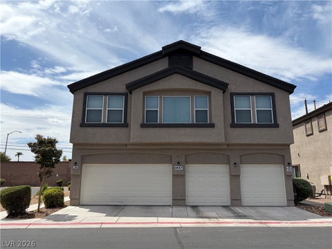 Townhouse For Rent - 4647 Dealers Choice Way #103<br/> Clark County, Las Vegas, NV 89122