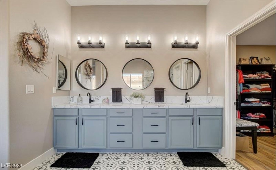 Henderson, Nevada 89012, United States, 5 Bedrooms Bedrooms, ,3 BathroomsBathrooms,Residential,Pending,44864