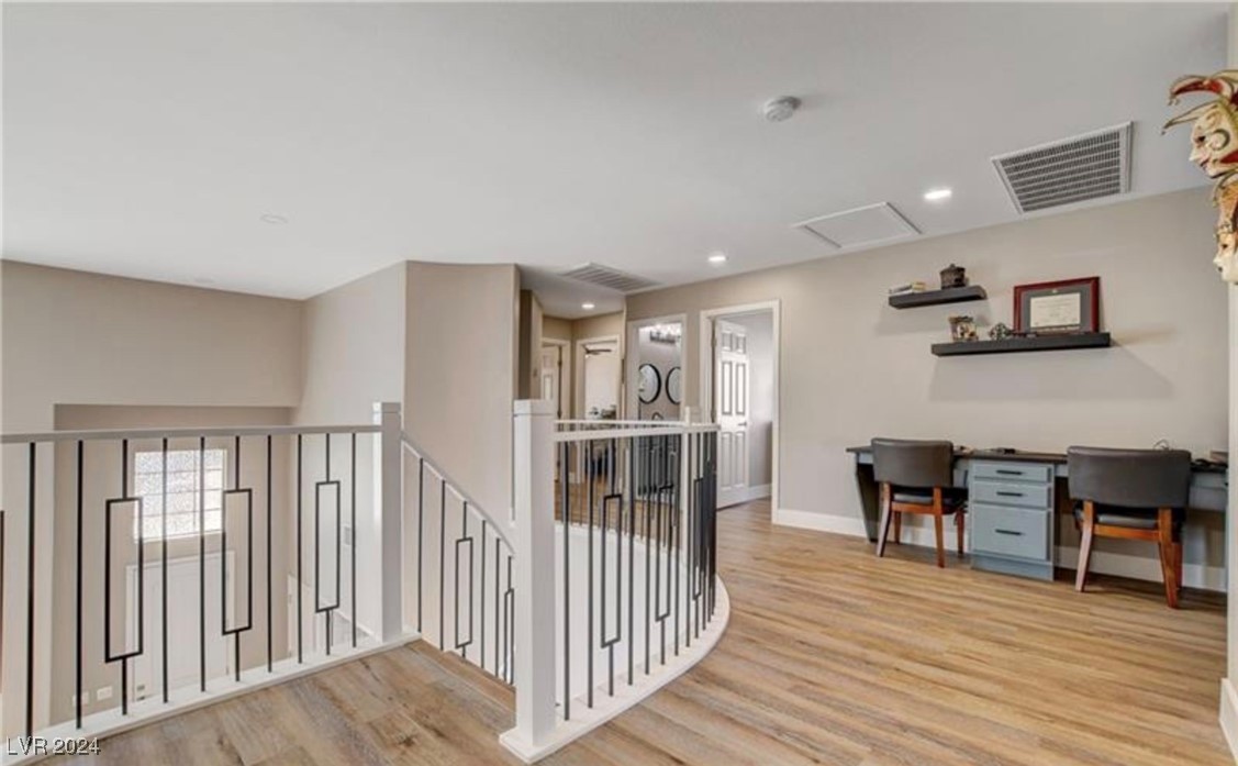 Henderson, Nevada 89012, United States, 5 Bedrooms Bedrooms, ,3 BathroomsBathrooms,Residential,Pending,44864