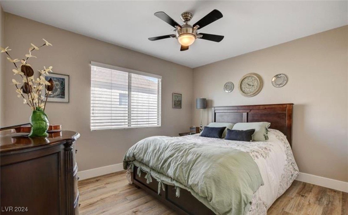 Henderson, Nevada 89012, United States, 5 Bedrooms Bedrooms, ,3 BathroomsBathrooms,Residential,Pending,44864