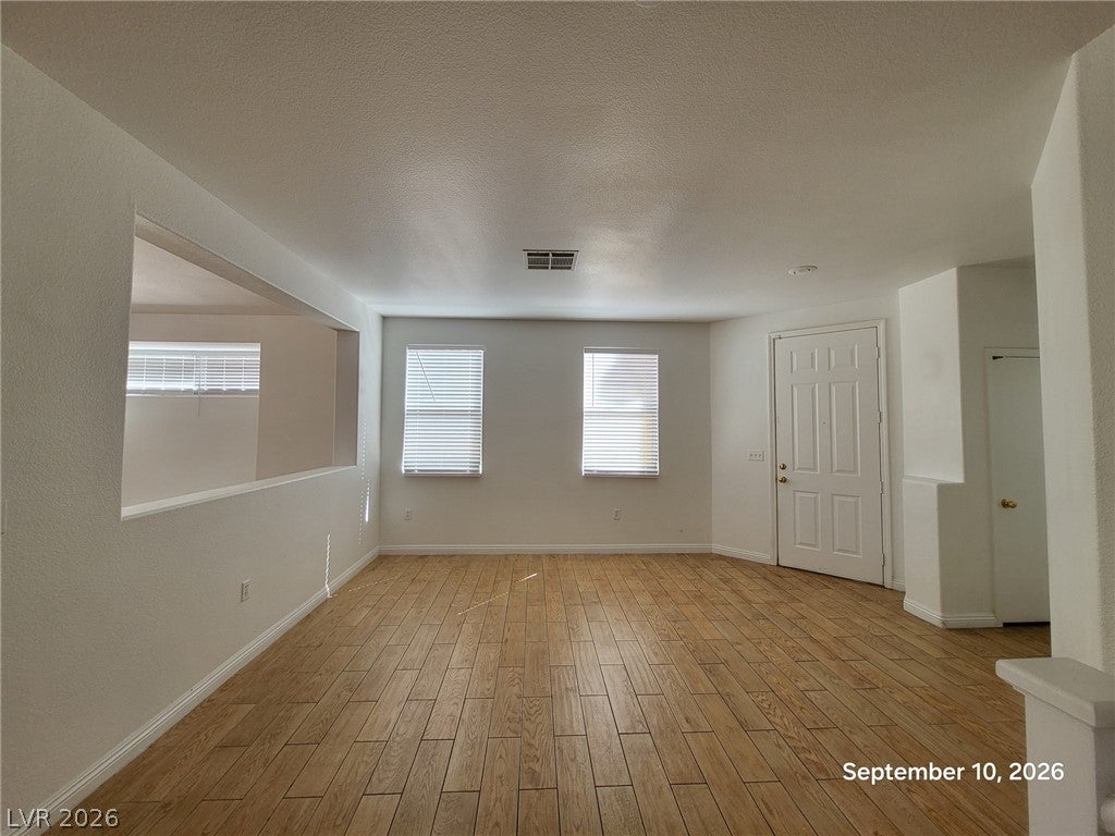 180 Hickory Heights Avenue