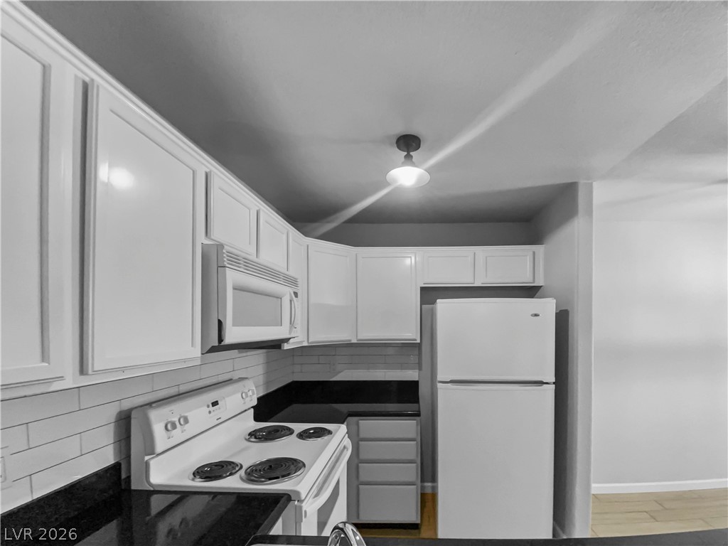 9325 Desert Inn Road 278