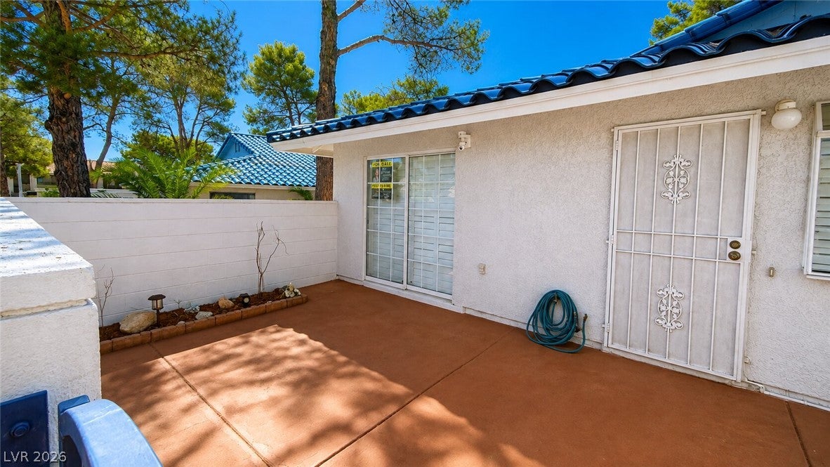 2140 Petersham Court B
