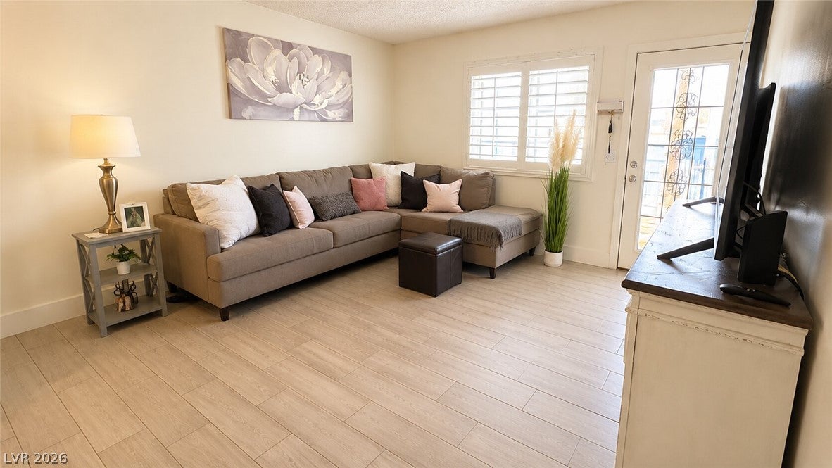 2140 Petersham Court B