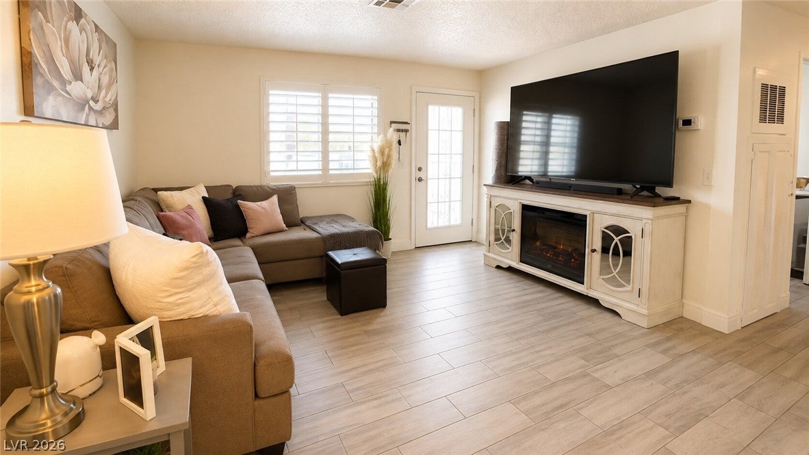 2140 Petersham Court B