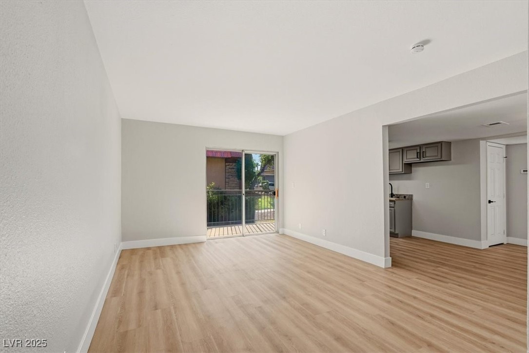 5040 Indian River Drive 415