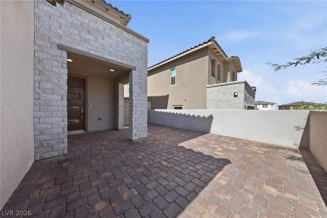 11816 River Hawk Avenue