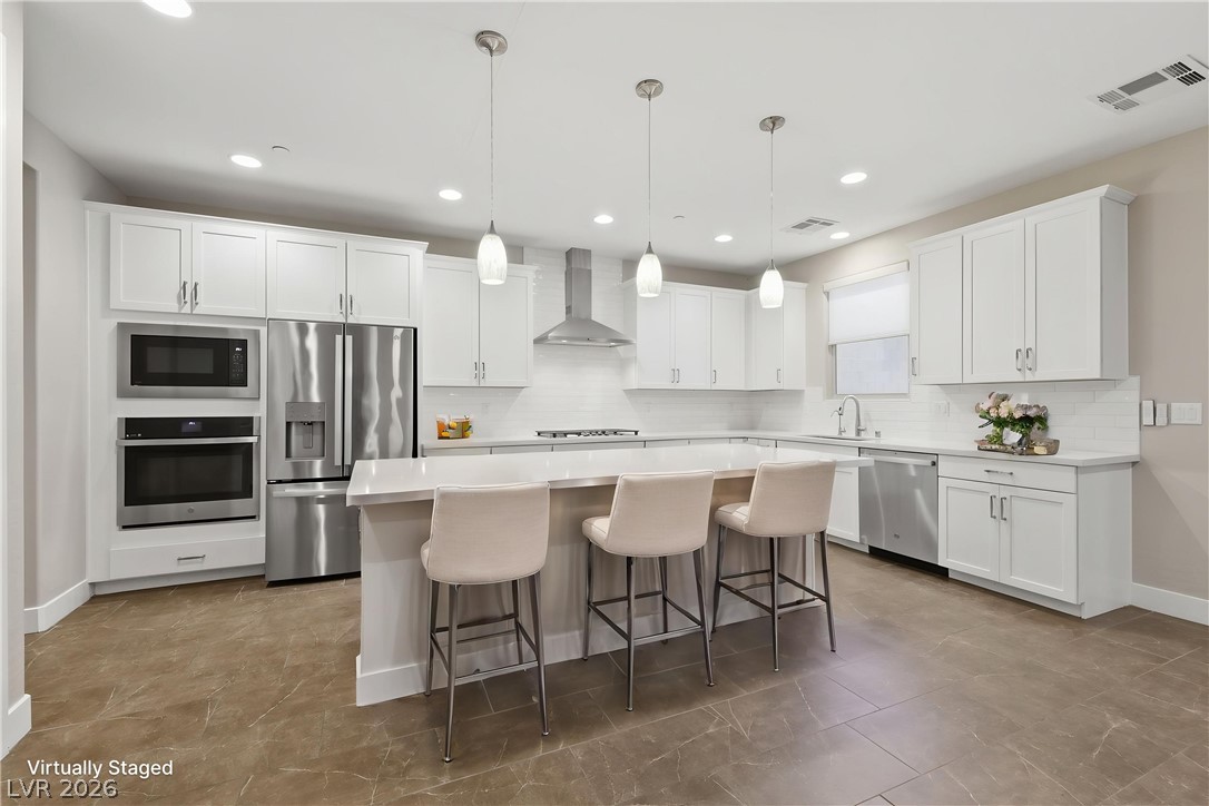 11816 River Hawk Avenue