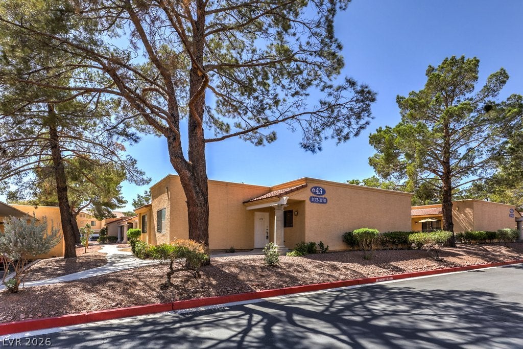 2851 S Valley View Boulevard 1178