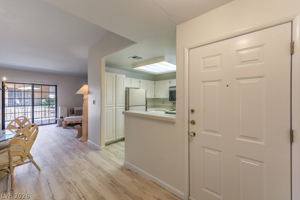 2851 S Valley View Boulevard 1178