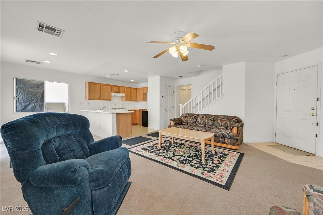 Las Vegas, Nevada 89139, United States, 3 Bedrooms Bedrooms, ,3 BathroomsBathrooms,Residential,Pending,89239