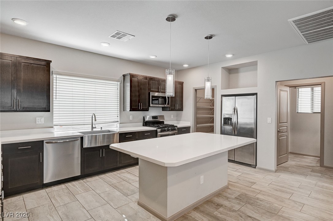 8087 Carpenter Creek Avenue, Las Vegas, Nevada image 8