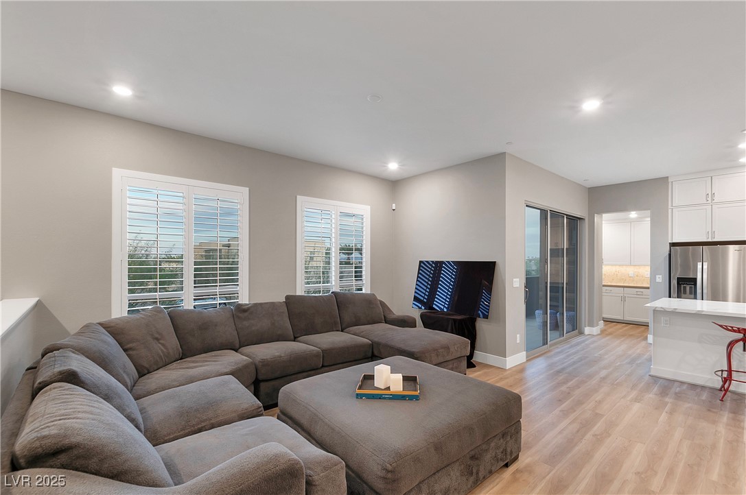 Properties 4 4193 Solace Street 0