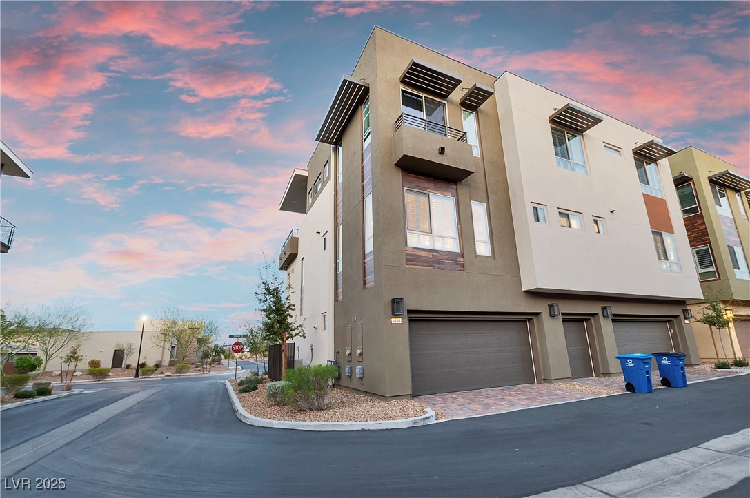 Properties 1 4193 Solace Street 0